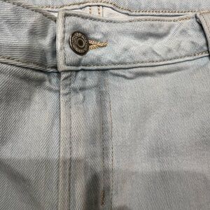 Women’s Old Navy jeans, size 20. Baby blue color.